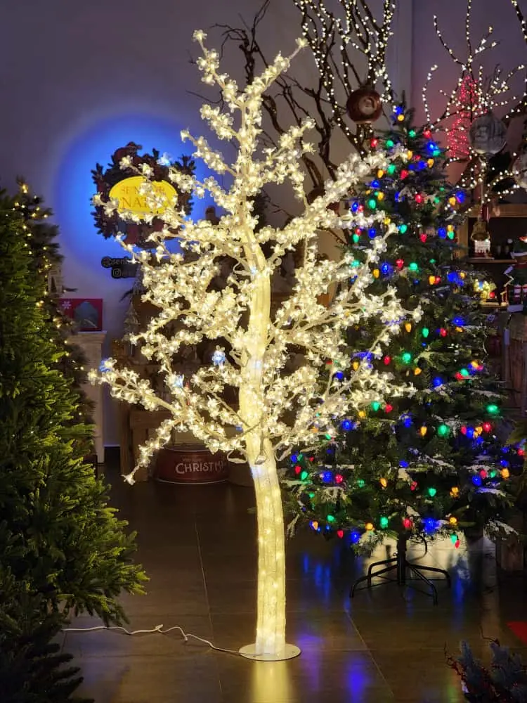 Árvore de LED Cerejeira Warm com Branco Frio 2,50 m 110v Uso Externo e Interno