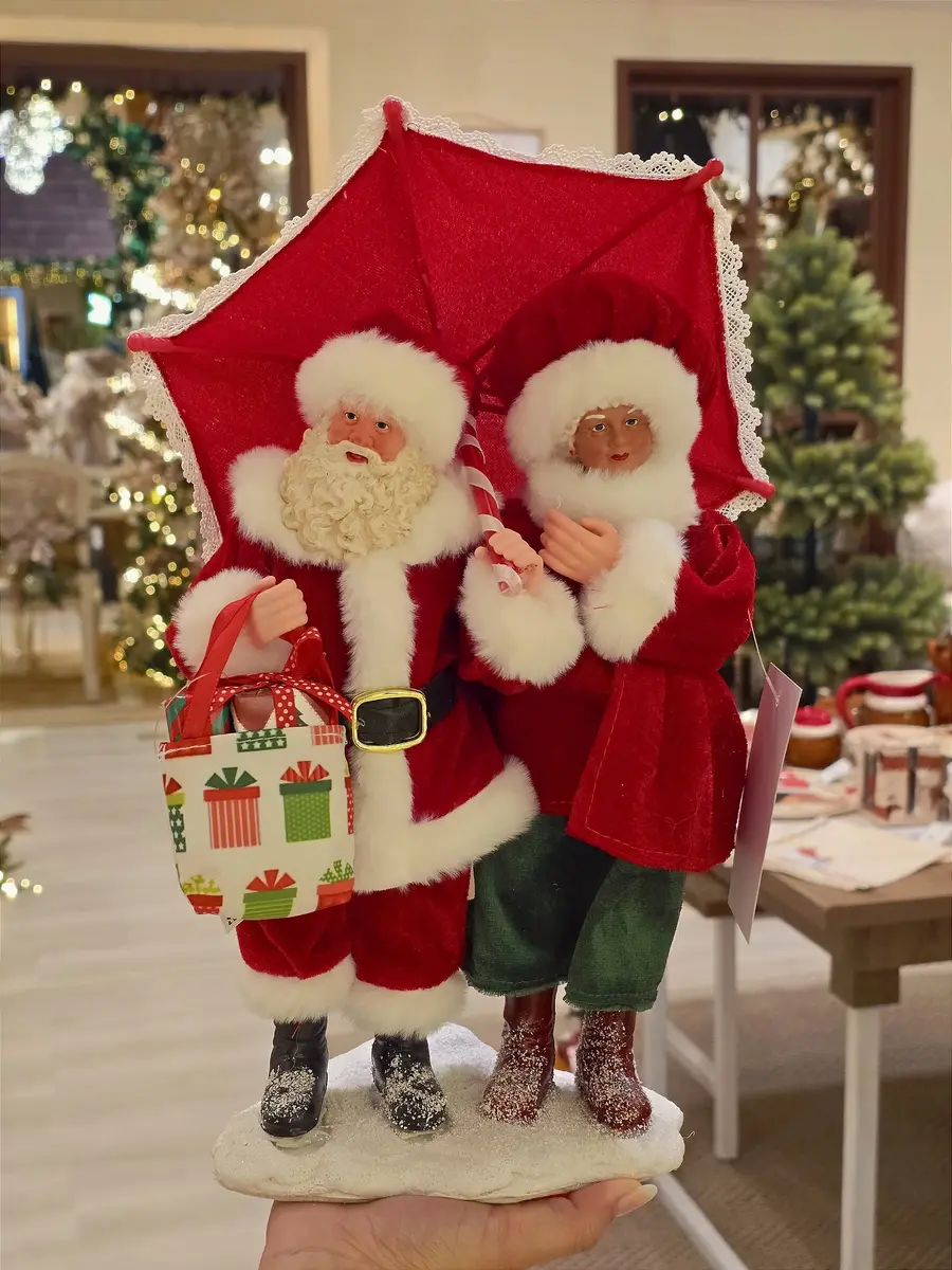 Papai Noel e Mamãe Noel Colecionável Hora do Passeio 37 cm